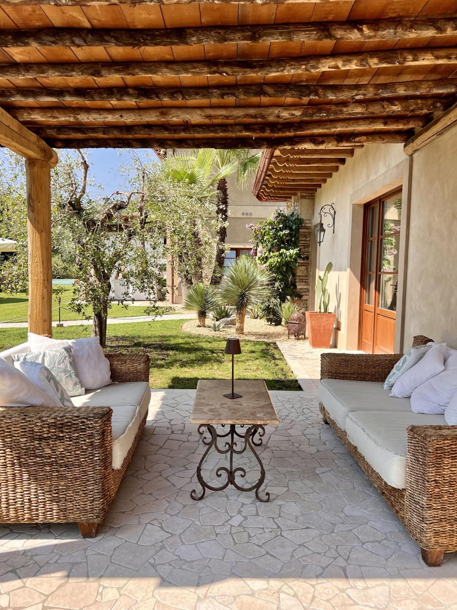 Villa Mario Resort Saló Exterior foto